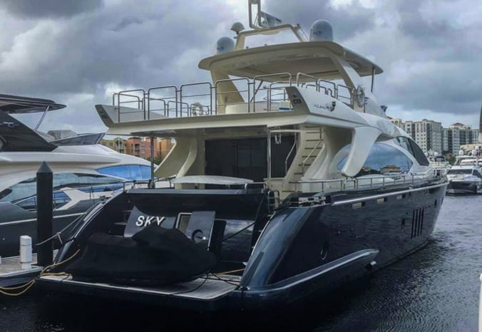 ‘Sky’, el yate que Luis Miguel escondió yate luis miguel F2VqvDO