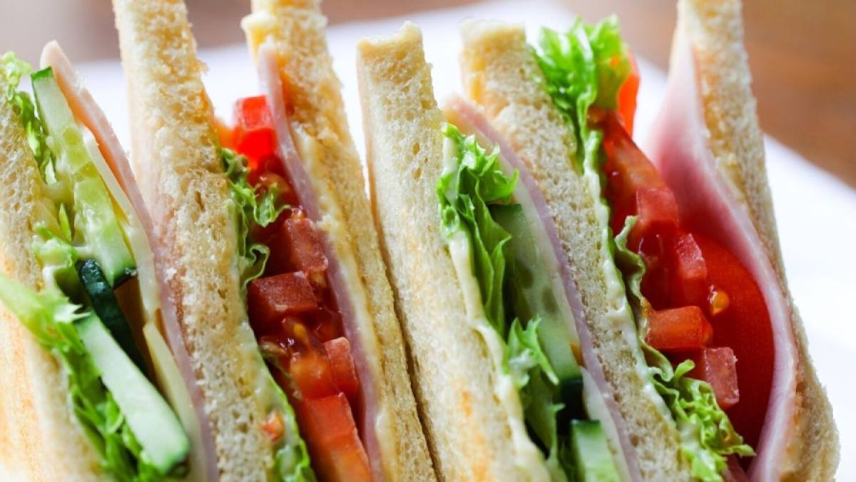 3 NOVIEMBRE SANDWICH