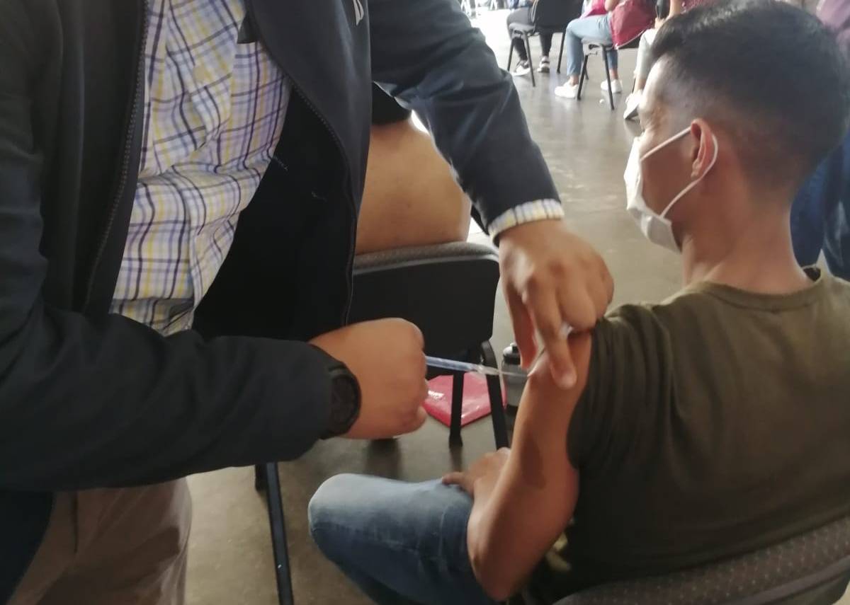 niños vacunas