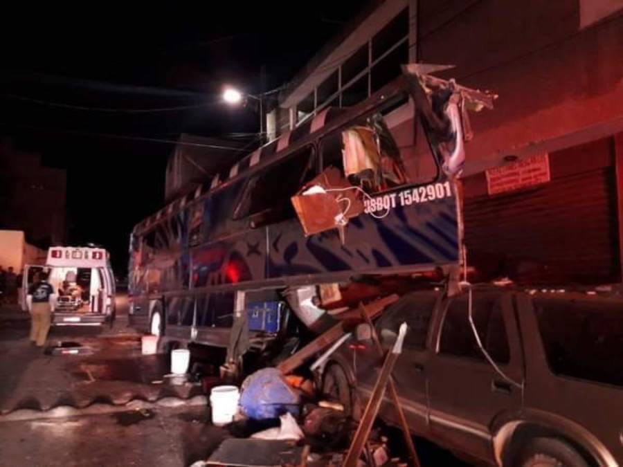 camion banda 1