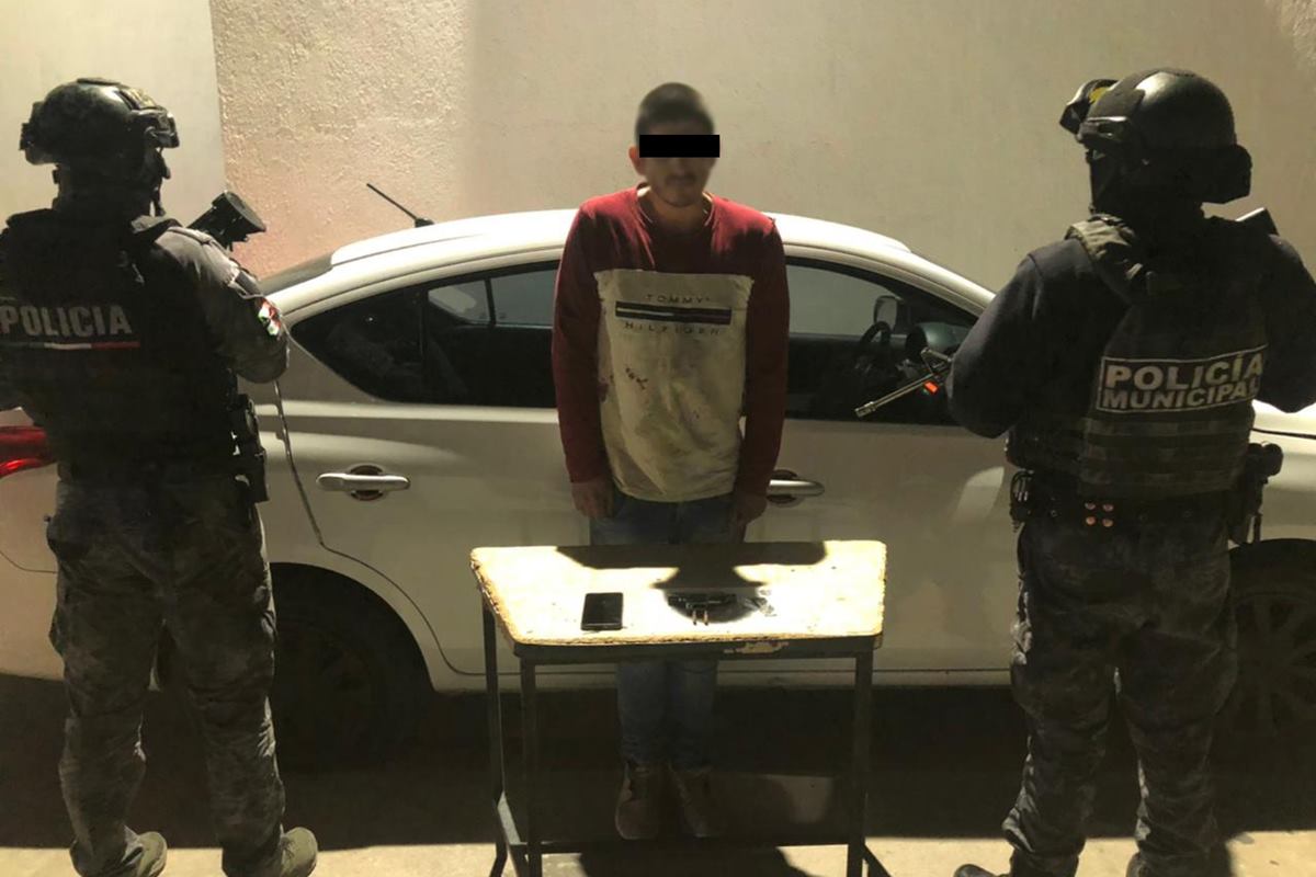 DETENIDO 1