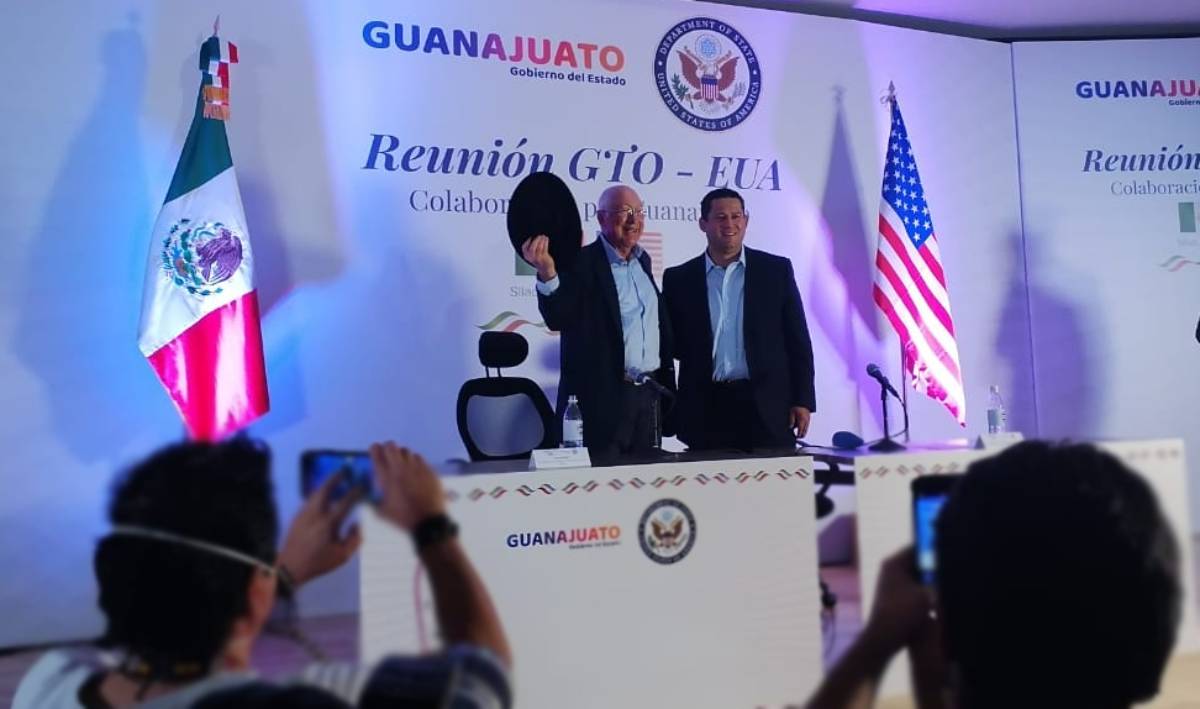 ken y diego guanajuato agora