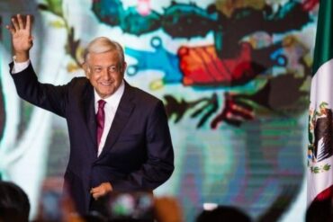 Efemérides 01 de julio, 2018 Andrés Manuel López Obrador gana las elecciones presidenciales 01 julio lopez obrador