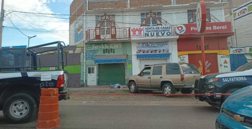 salvatierra posadas