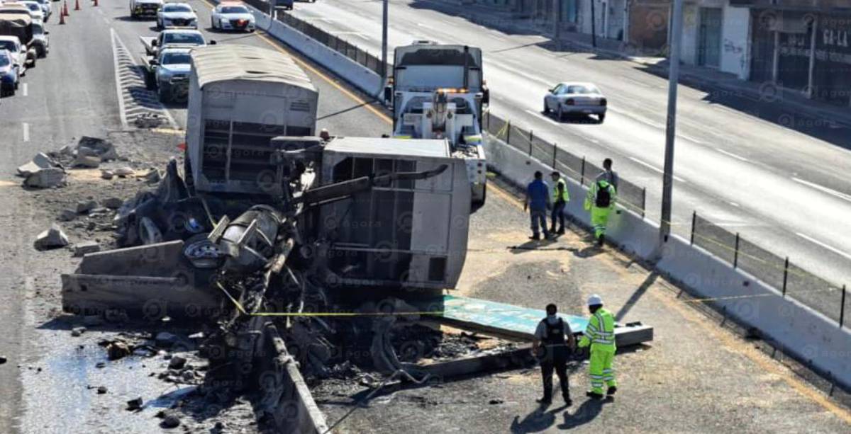 accidente trailer apaseo