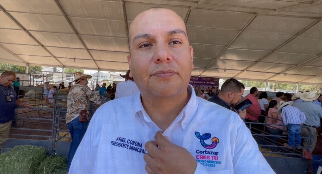 ariel corona