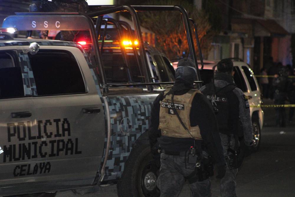 policia celaya noche