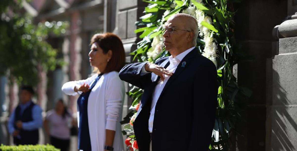 Javier Mendoza