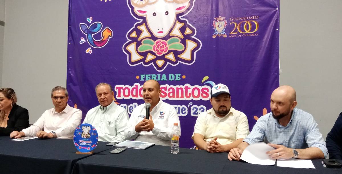 Feria de todos los santos cortazar