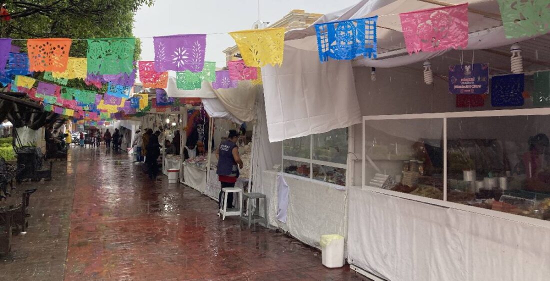 Lluvia en festival del alfenique