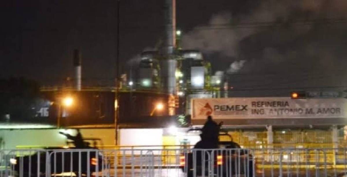mueren ladrones en Refineria de