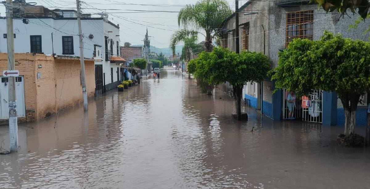 mayor lluvia en cortazar desde 1969