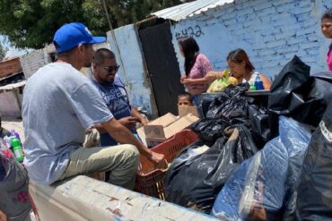 recaudan 500 bolsas de ropa para afectados