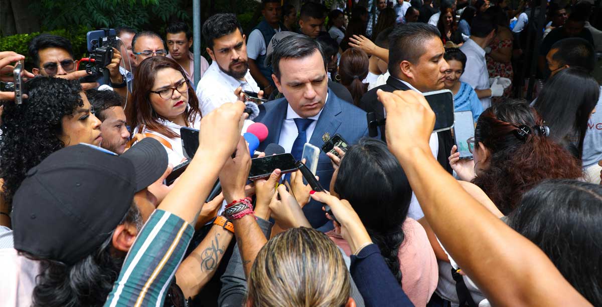 lona con medios