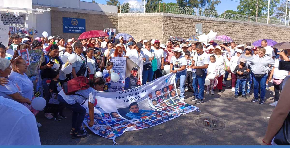 DESAPARECIDOS FAMILIA