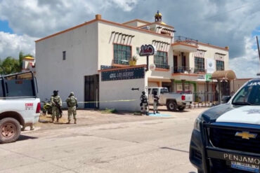 Albaniles