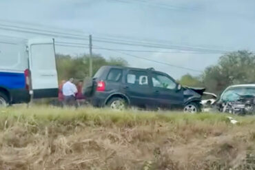 Choque valle mujer taxista