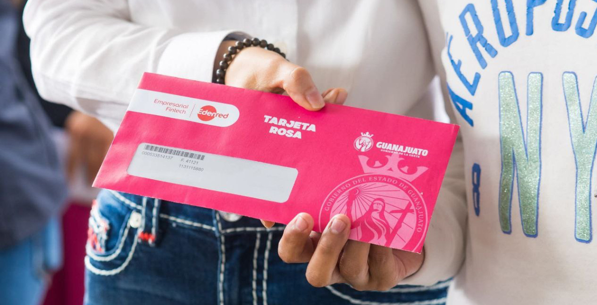 Tarjeta rosa 1