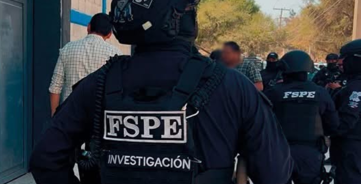 Agente de FSPE resulta herido por disparo accidental al asegurar su arma Fspe