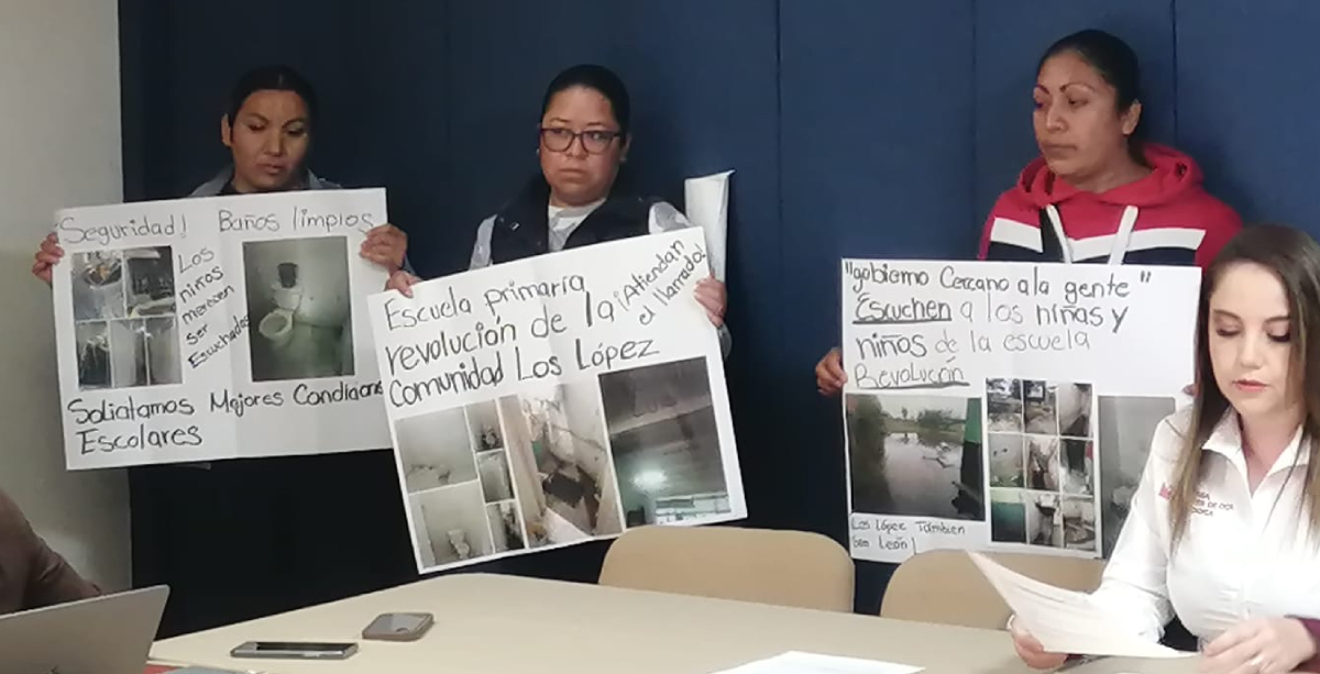Protesta padres