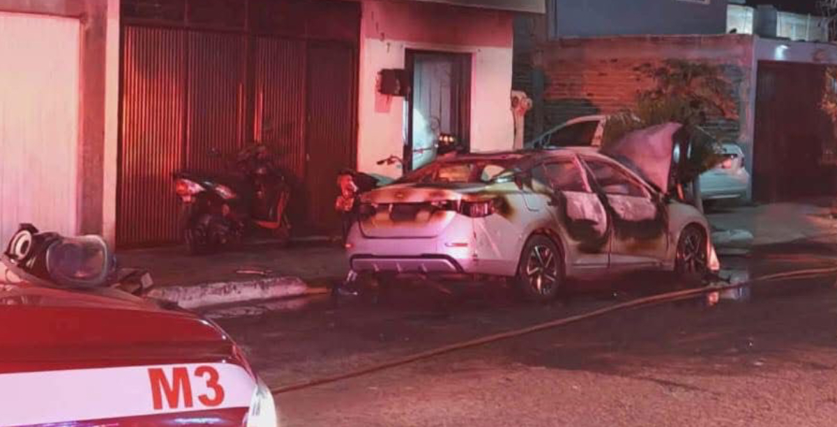 Auto quemado