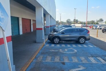 ESTACIONAMIENTOS PLAZAS COMERCIALES CELAYA