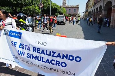 evacuan simulacro