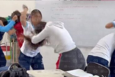 PELEAS NINAS
