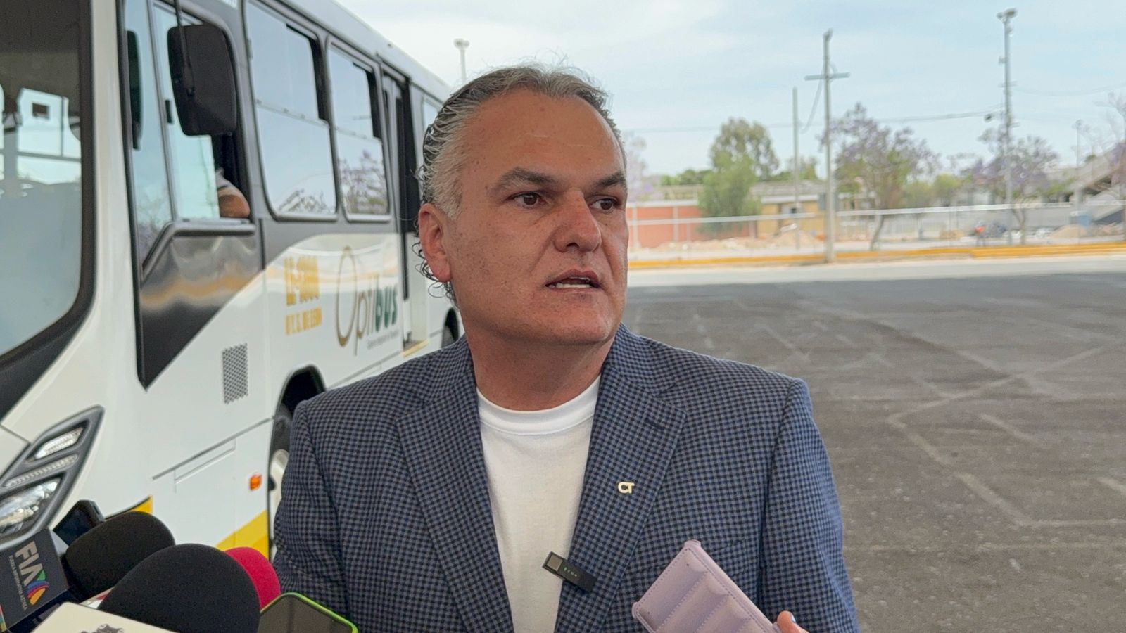 VILLASENOR 1