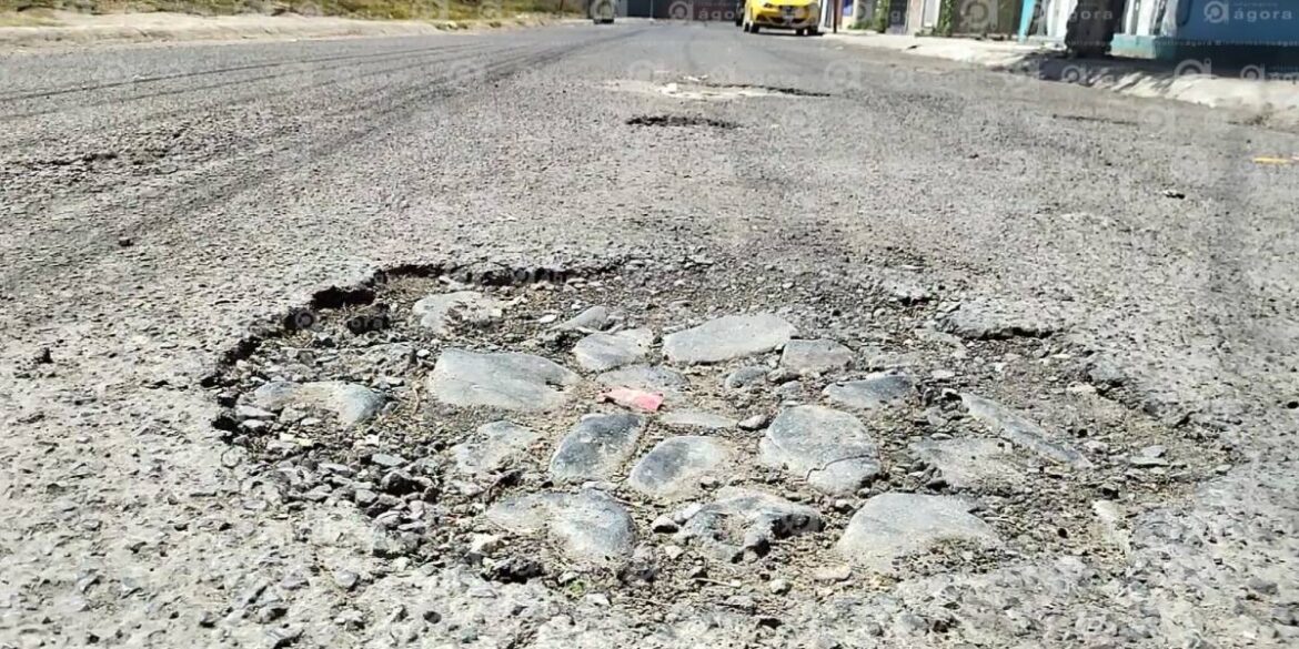Celaya sin baches hasta que termine agosto: Juan Miguel Ramírez Baches