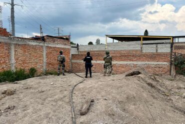 Cisterna con 30 mil litros de huachicol en pleno centro de Villagrán WhatsApp Image 2026 07 18 at 12.06.12