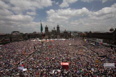 AMLO ZOCALO 13